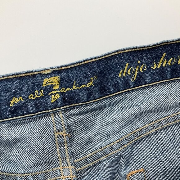 7 For All Mankind Women 30 Dojo Denim Shorts Y2K Distressed Bermuda Low Rise - Picture 5 of 16